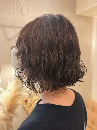 ミディアム パーマ シンバヒナノ/パーマ レイヤー/髪質改善のヘアスタイル