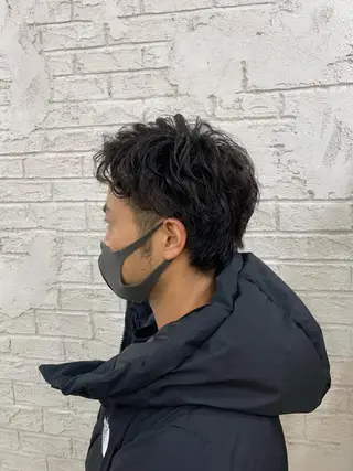 パーマ メンズ ブリーチ特化 ハイトーンRYOYAのヘアスタイル