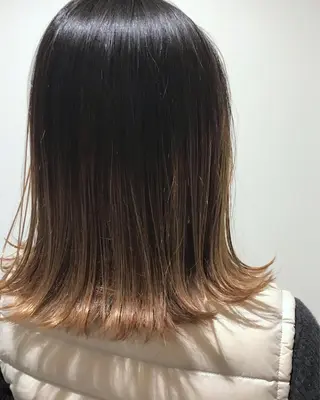 ミディアム カラー fuchigami suzunoのヘアスタイル