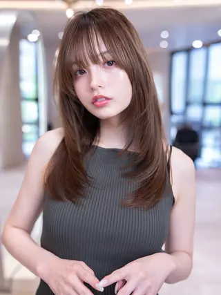 セミロング レイヤー似合わせ 透明感カラーりきやのヘアスタイル