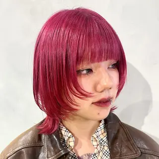 ショート カラー デザインカラー/パー マ🦖外岡咲希🦖のヘアスタイル