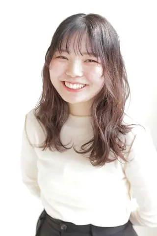 カラー 束感まつぱ🫧 なつき🫧のヘアスタイル