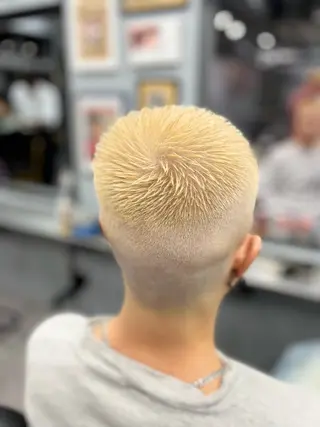 ショート カラー メンズ 池袋メンズパーマ フェード純平のヘアスタイル