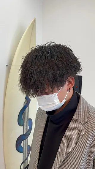 ショート パーマ メンズ 野中 慈穏のヘアスタイル