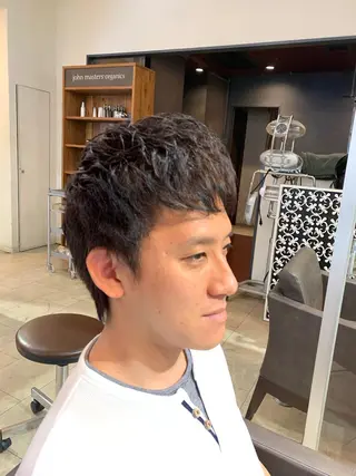 ショート カラー 髪質改善・縮毛矯正 特化・ユウシンのヘアスタイル