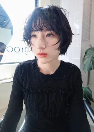 ミディアム ボブ/ブリーチ 学芸大学SaKuraのヘアスタイル