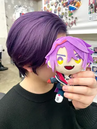 セミロング カラー インナーカラー 推し ブリーチ  髪質改善のヘアスタイル