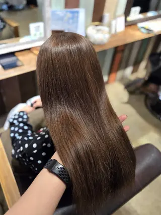 セミロング 谷岡 沙也佳のヘアスタイル