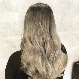 ロング カラー 髪質改善で 憧れの潤艶美髪にのヘアスタイル