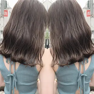 セミロング カラー マツエク・マツパ ハイトーンボブ 前田 表参道　グレージュのヘアスタイル
