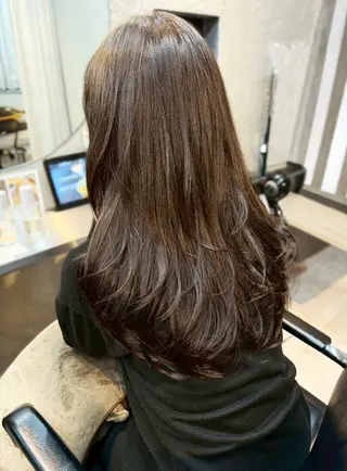 カラー さとう めいのヘアスタイル
