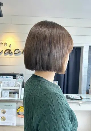 ショート レイヤー/艶髪カラー 森本くるみのヘアスタイル