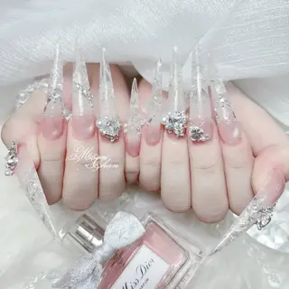 ネイル yukina 長さ出しネイル専門店のネイルデザイン