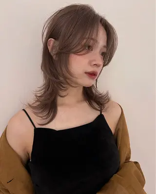 ミディアム カラー aya / ニュアンスカラーのヘアスタイル