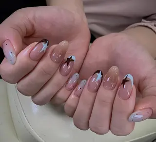 ネイル Hin Hana Nailのネイルデザイン