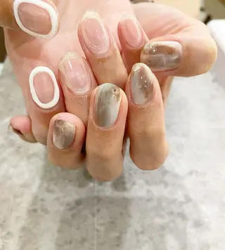 ネイル 板垣 綾乃のネイルデザイン