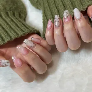 ロング yuka ⭐︎のネイルデザイン