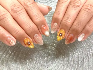 ネイル 美フォルムネイル Hinaのネイルデザイン