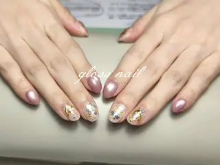 ネイル アヤカ☘️Gloss nailのネイルデザイン
