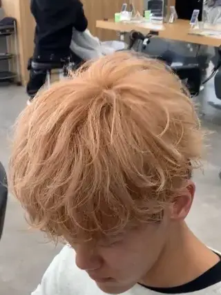 カラー パーマ メンズ 青栁 仁也のヘアスタイル