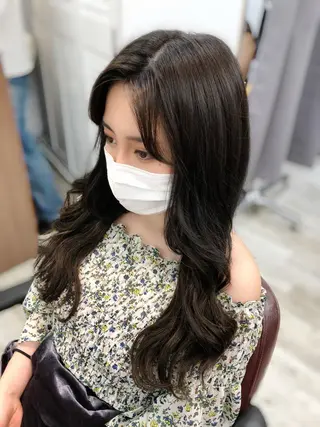 ロング カラー 韓国ヘア🤍髪質改善 🇰🇷AKANEのヘアスタイル