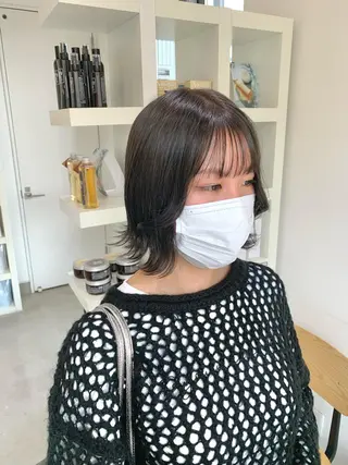 ミディアム カラー 長山 茉白のヘアスタイル