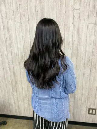 ロング 勝河 怜楊のヘアスタイル