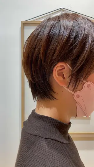 ショート ARMONY秋山輝也 コテ巻き風パーマ特化のヘアスタイル