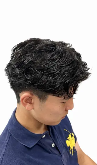 ミディアム パーマ メンズ スパイキー⚡️/ 海外風ヘア🌊秀平のヘアスタイル