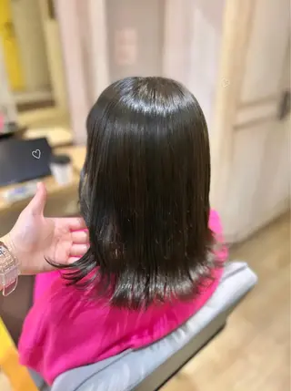ミディアム 💞艶モテ髪✨ MOENA💞のヘアスタイル