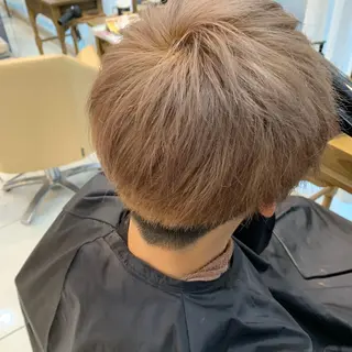 カラー 天野 利咲のヘアスタイル