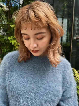 ミディアム -YUCCA- ワカナのヘアスタイル