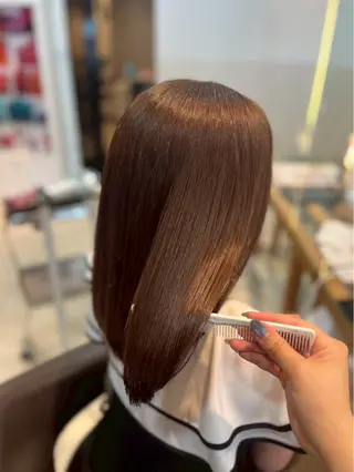 ミディアム 川野 真生のヘアスタイル