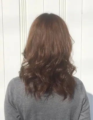 セミロング カラー 池原 寛之のヘアスタイル