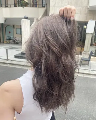ロング カラー パーマ ヘアアレンジ メンズ ネイル マツエク・マツパ レイヤー/顔周り 韓国ヘア森田和貴のヘアスタイル