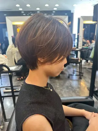 ショート カラー 片山 寛大のヘアスタイル