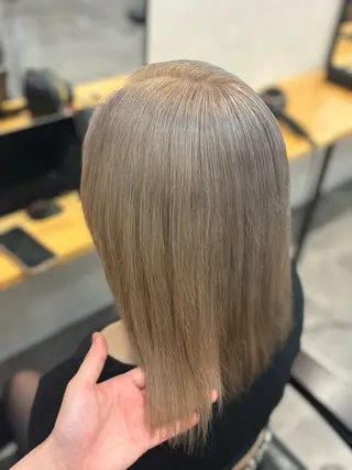 ミディアム エクステ/ハイトーン /ミサキのヘアスタイル
