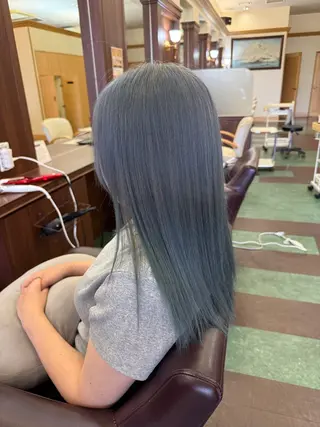 セミロング 河原 智如のヘアスタイル