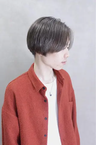 ショート カラー lani ブリーチ /ダブルカラーのヘアスタイル