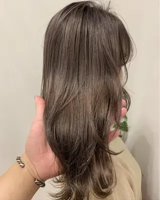 セミロング カラー 塚本 征也のヘアスタイル