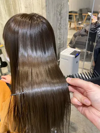 ロング 縮毛矯正セミナー講師 ヨコモリユウキのヘアスタイル