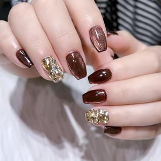 ネイル Queens テイのネイルデザイン