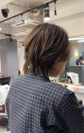 ショート 真下 瑞歩のヘアスタイル