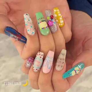 ネイル ritsuna🌙 nail 堺筋本町のネイルデザイン