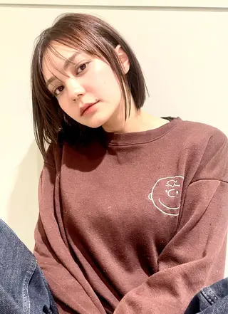 ショート 《インナーカラー》 YAMADAのヘアスタイル