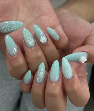 ネイル schon 🎀saraのネイルデザイン