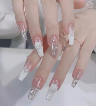 ネイル HIN NAILのネイルデザイン