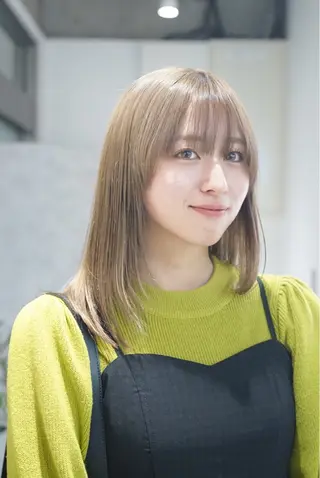 セミロング カラー 月100人以上 髪質改善施術|谷口のヘアスタイル
