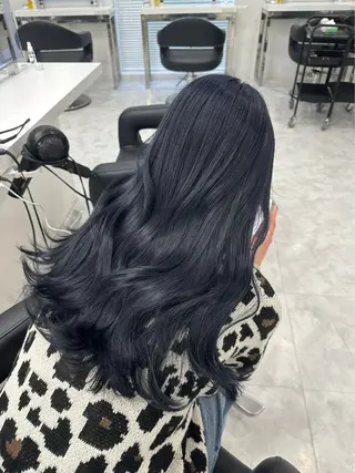 ロング カラー 佐藤 笑瑠のヘアスタイル