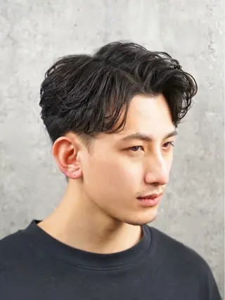 ミディアム パーマ 妹尾 海利のヘアスタイル